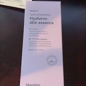 Hanskin hyaluron skin essence